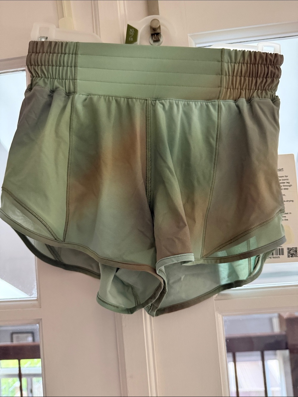 60. NWT hotty hot high rise short 2.5”